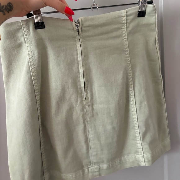Mint Green Mini Skirt - Picture 3 of 4
